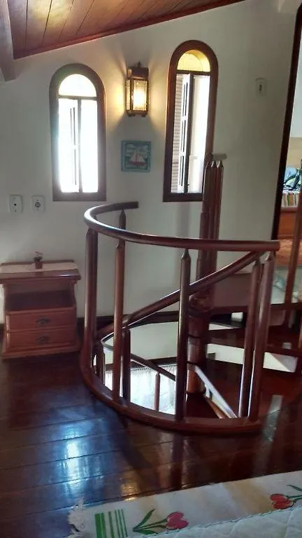 Holiday home Excelente Casa A 40 Metros Da Praia E 100 M Do Shopping Pero ! Wi-Fi Cabo Frio